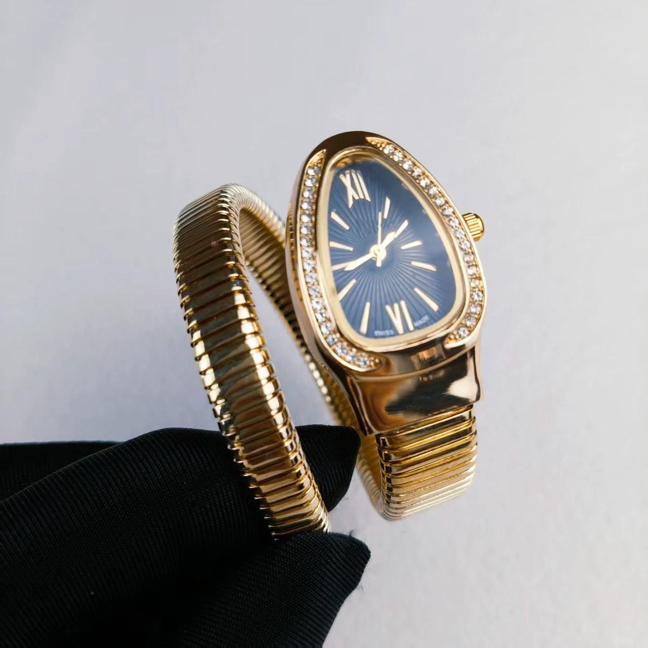 Bvlgari Serpenti 17